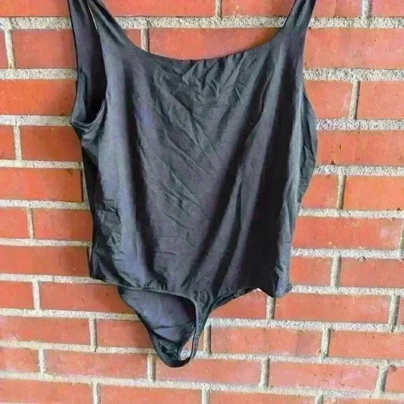 NWT House of Harlow all day contour black body suit with thong back size xl - Picture 2 of 4